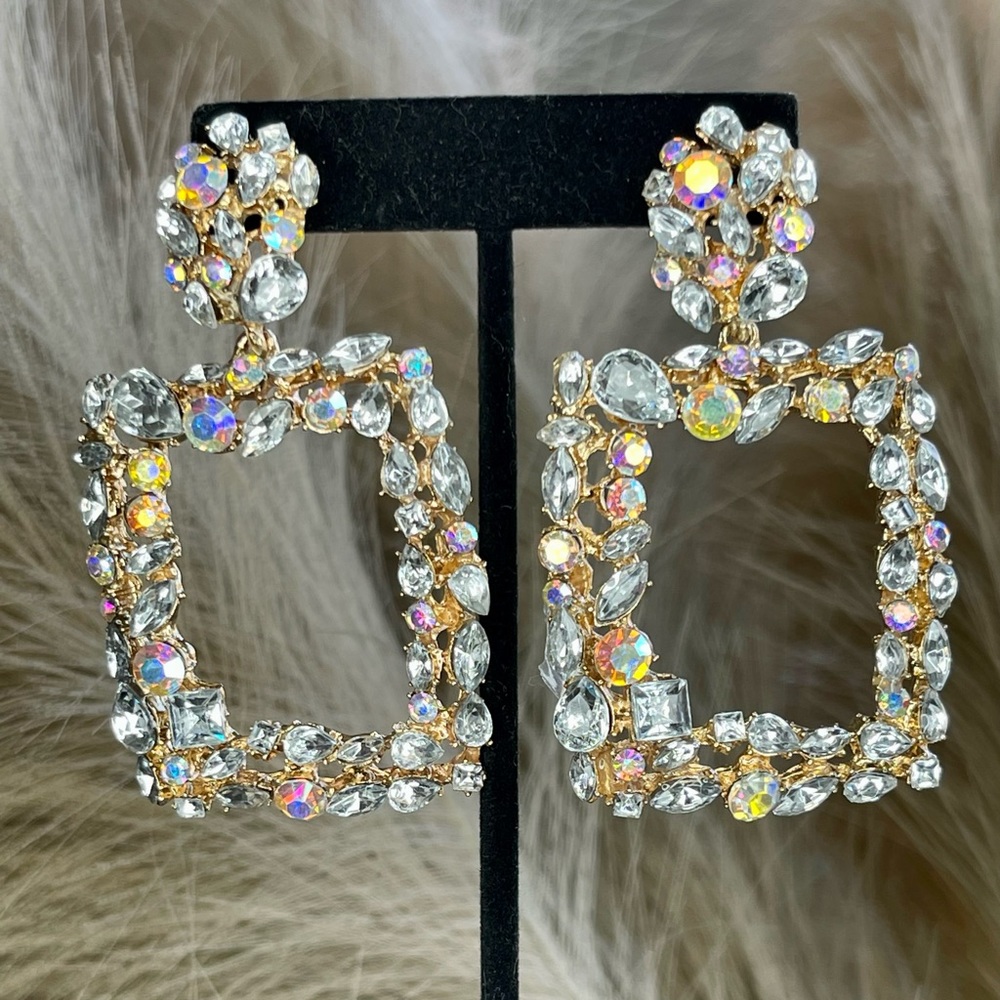 Gold & transparent shiny earrings